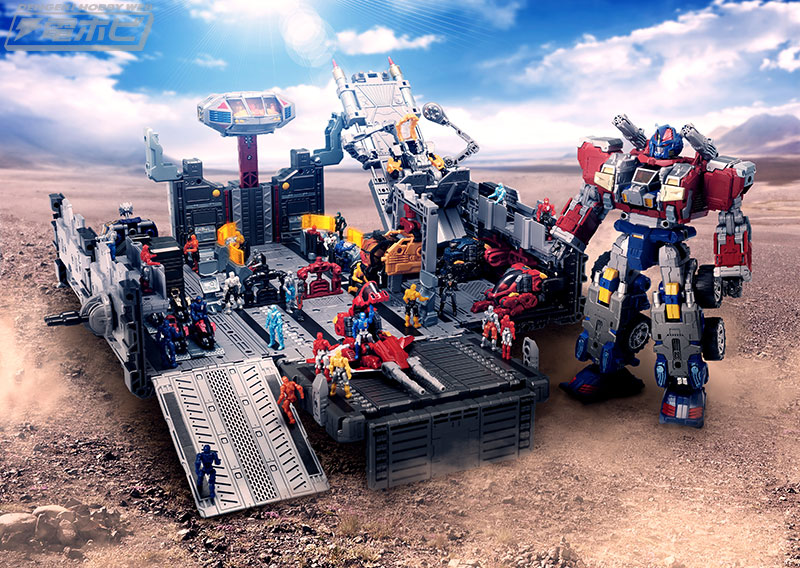 タカラトミーの『ダイアクロン』シリーズ「DA-65 バトルコンボイV-MAX