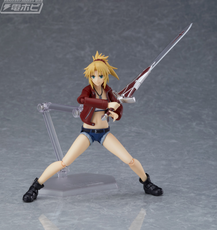 宝剣「燦然と輝く王剣」と組み合わせたポーズも決まる！『Fate