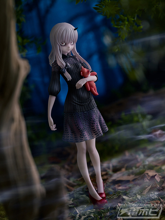 嬉しそうなアビーと照れくさそうなラヴィニアが手を繋ぐ姿も！『FGO