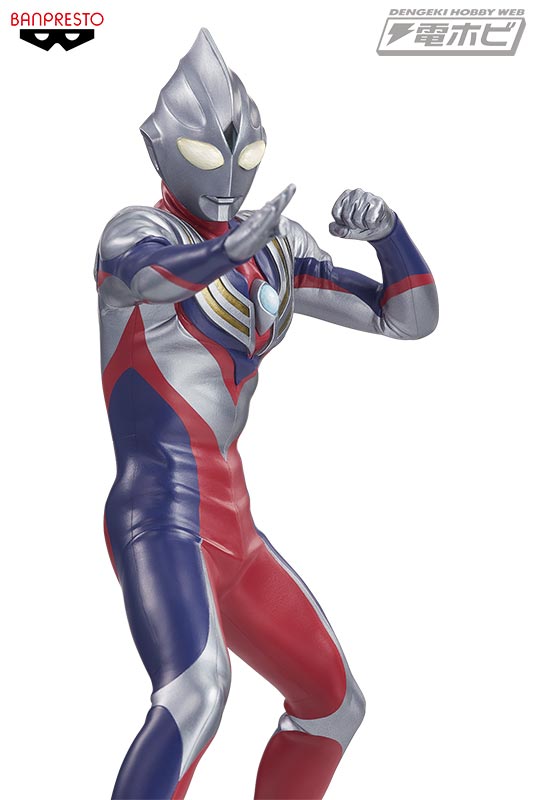 ウルトラマンティガ」の夜間戦闘シーンの勇姿がプライズフィギュアと