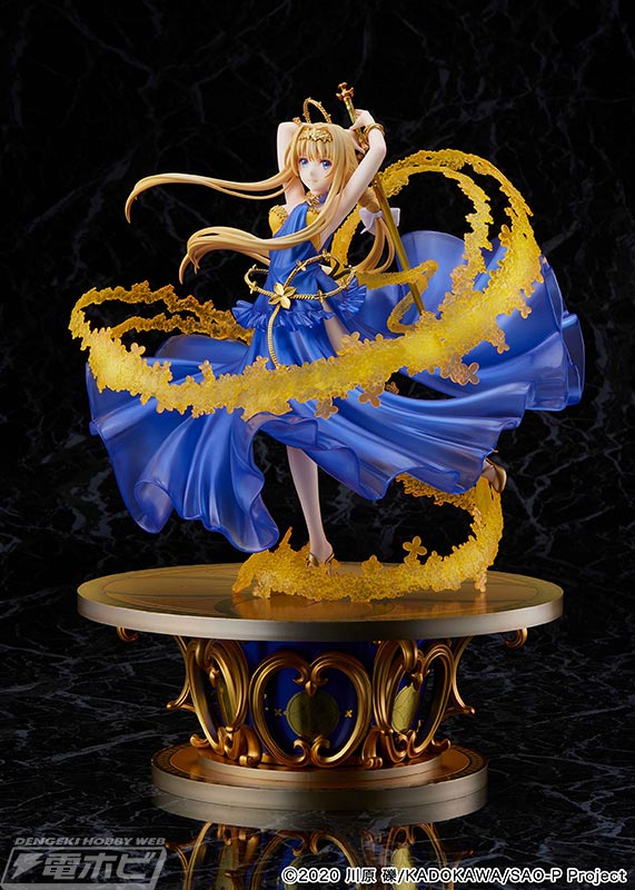 ソードアート・オンライン』迫力あるクリスタルドレス姿のアリスの