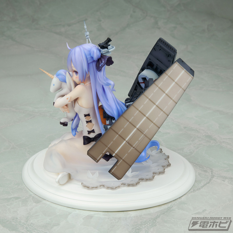 アズールレーン』より支援空母・ユニコーンが公式イラストを元に