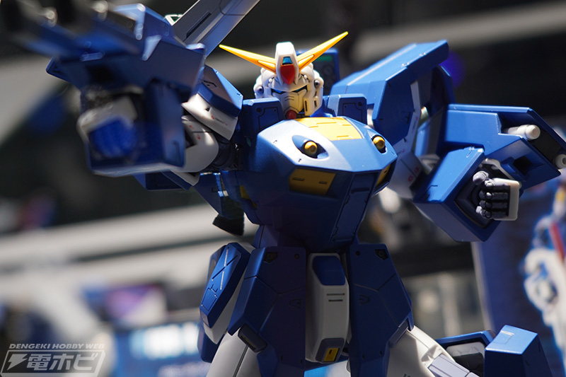 韓国限定ガンプラ「MG GBK-20 ガンダムアストレイ」が展示！「HG