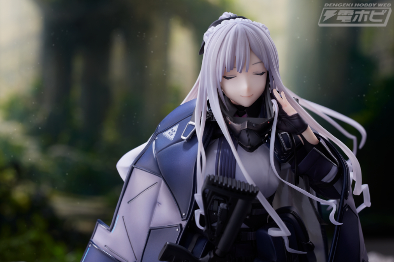 ドールズフロントライン』AK-12が美しい銀髪をなびかせ、余裕のある