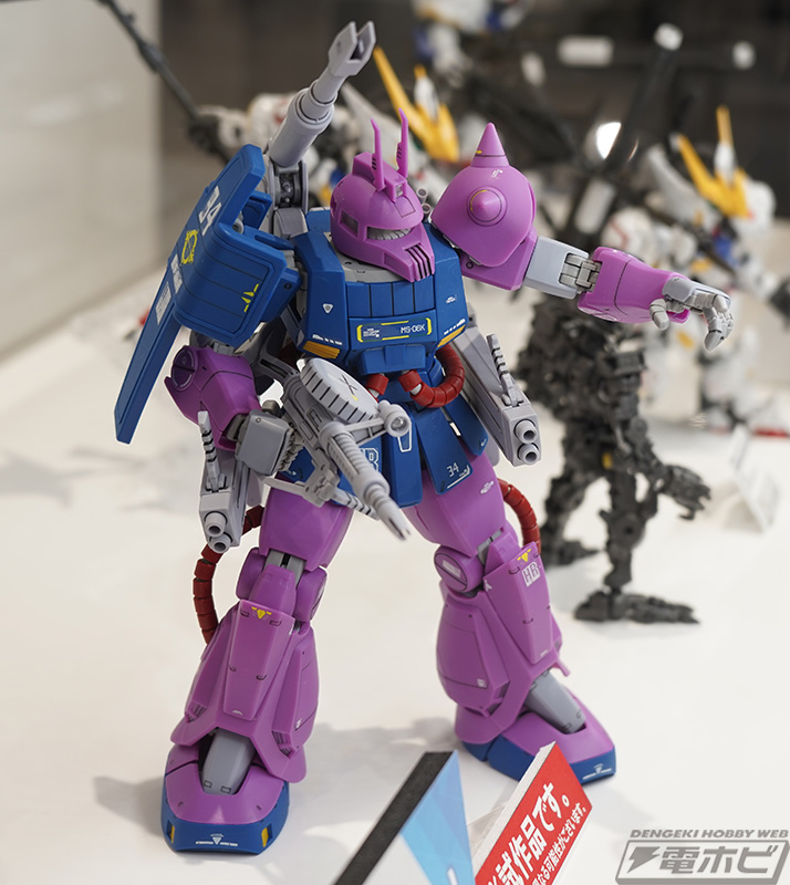 限定ガンプラ「MG ザクキャノン（ZガンダムVer.）」や「MG ガンダム