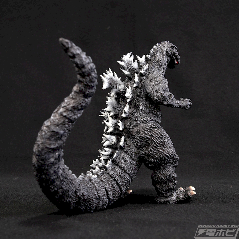 ゴジラの逆襲』で死闘を繰り広げたゴジラとアンギラスのソフビキットが