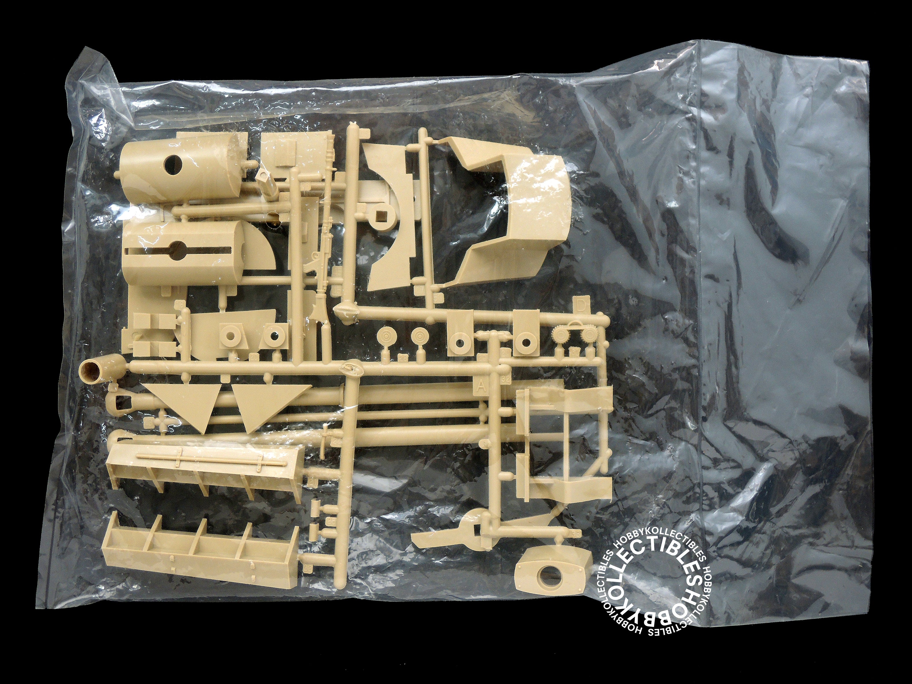 Bandai Vintage 1/15 German Tank 4 Type F2 Static/RC Tank Model Kit