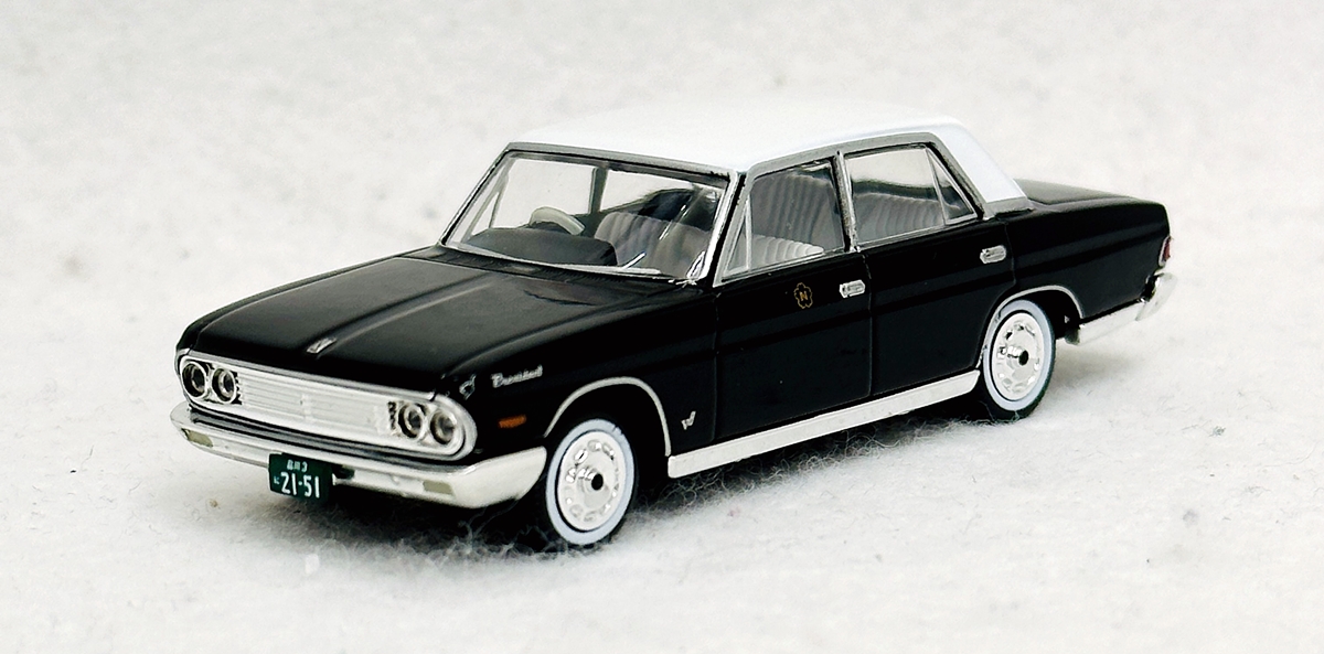 トミカリミテッドビンテージLV-73aニッサンディーゼル680型高床平荷台