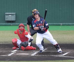侍ジャパン】「2番・二塁」の牧秀悟が初回に先制打 - スポーツ報知