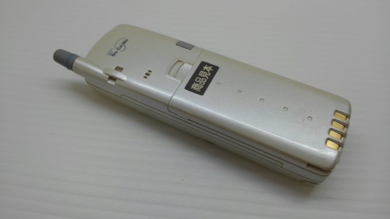 NTTドコモ D206HYPER モックアップ - モックセンター