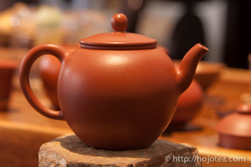 お茶の味を美味しくする朱泥急須と美味しくしない朱泥急須 | お茶の