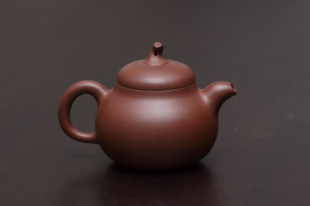 宜興の紫砂を有名にした立役者、朱泥 | お茶の専門店HOJO