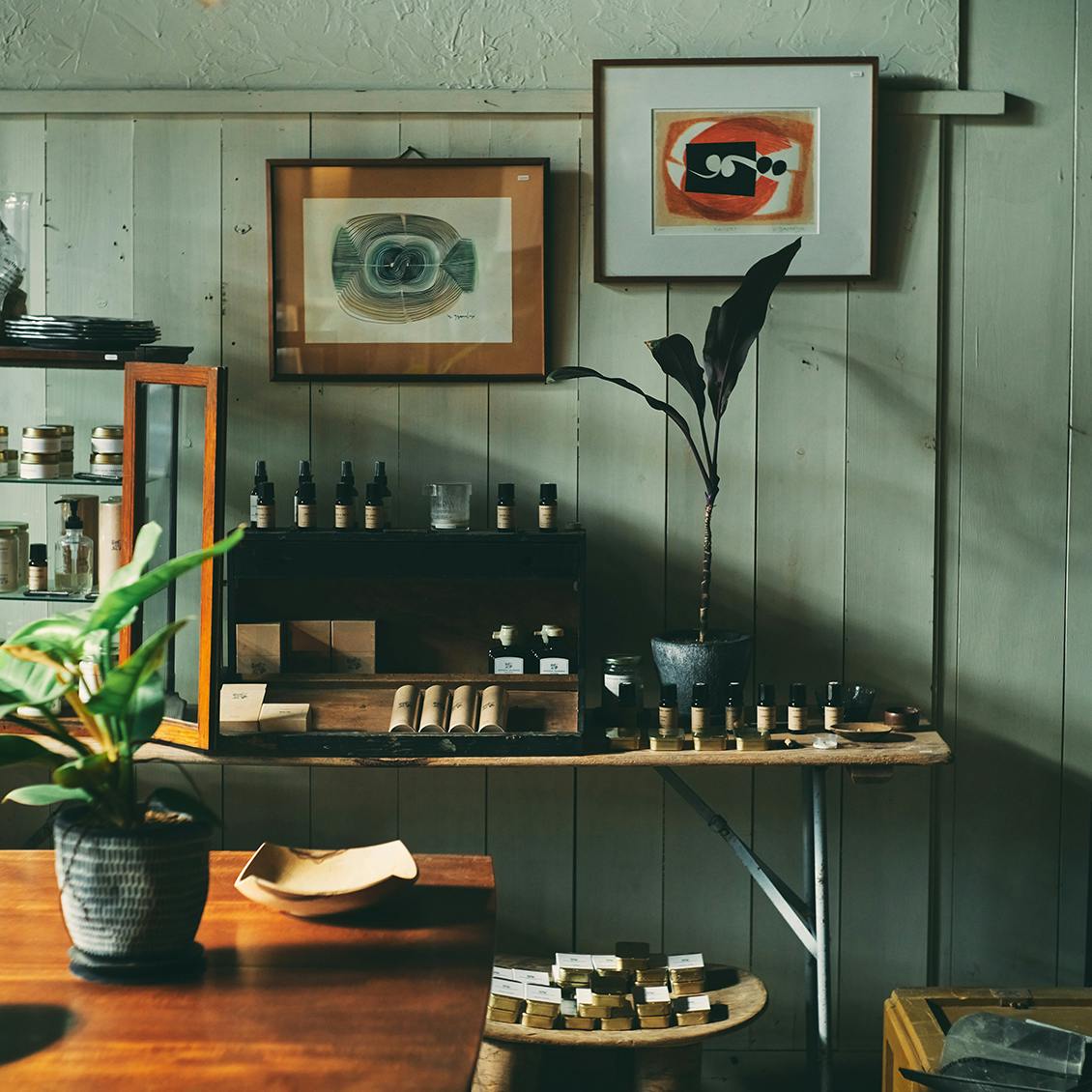 インテリアの楽しみ方】第1話：古道具を素敵に取り入れてみたい