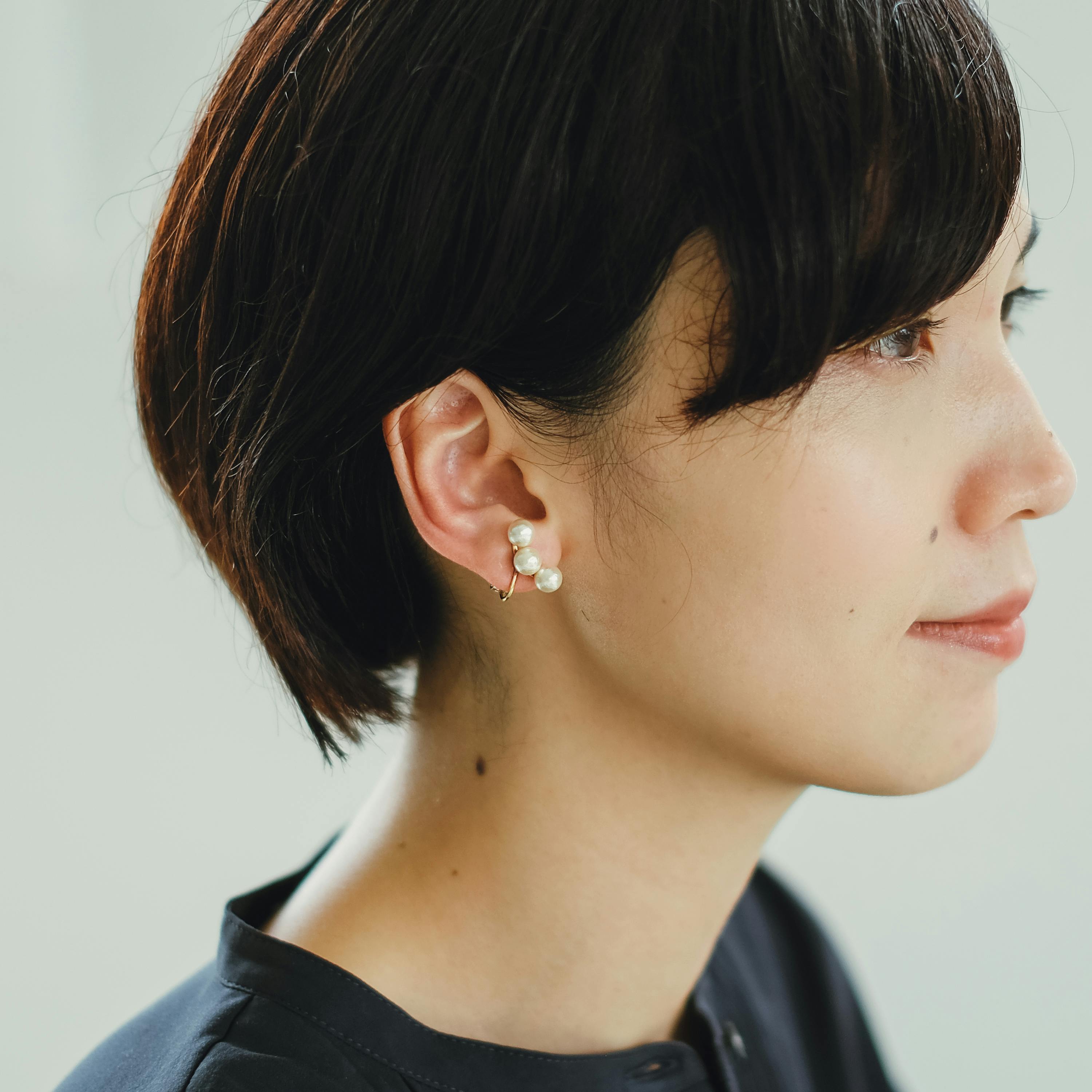 petite robe noire / 3粒のコットンパール （ピアス・イヤリング