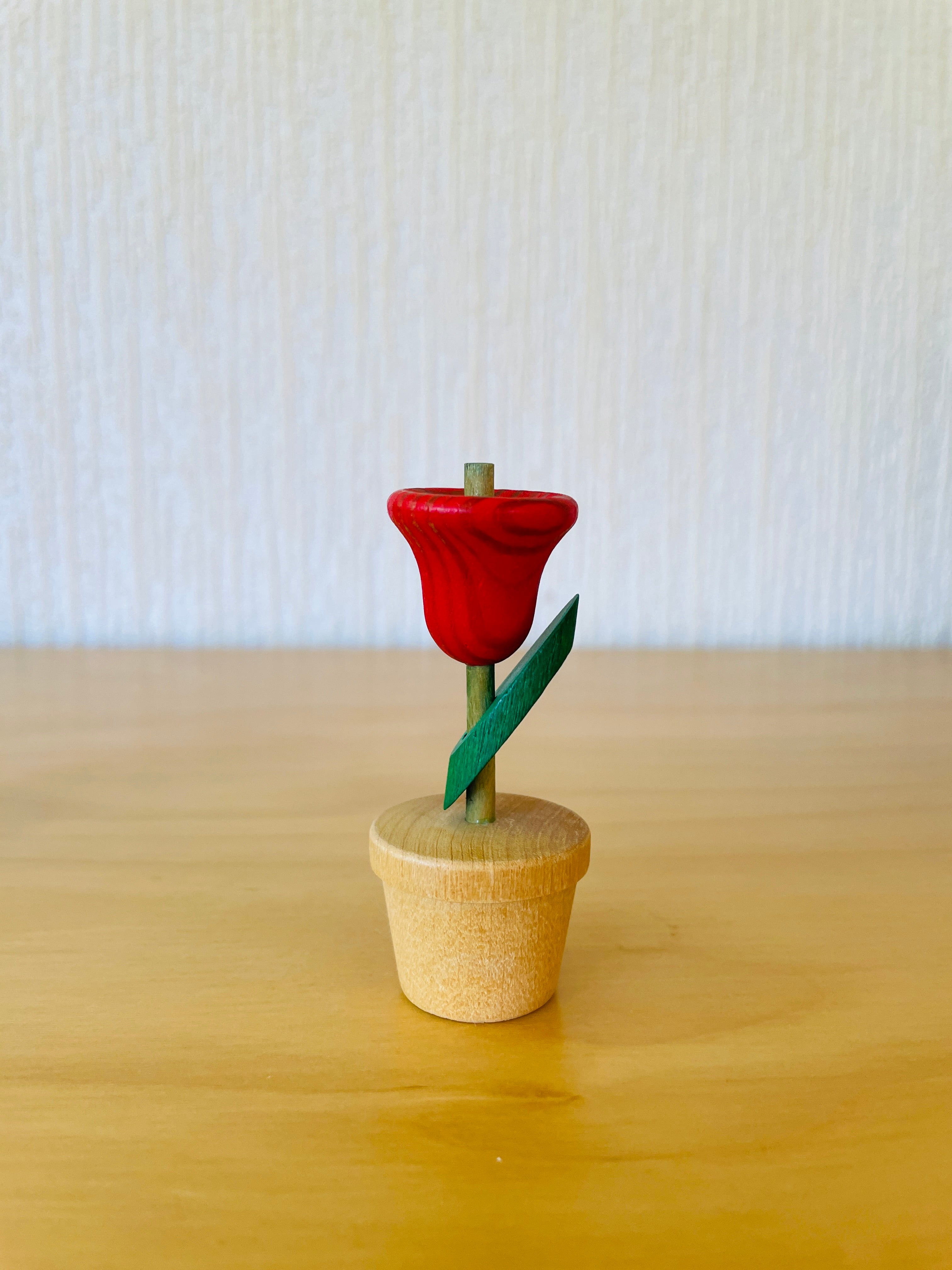 Aarikka/アーリッカ/チューリップのオブジェ/木製/レッド – Wasurenagusa