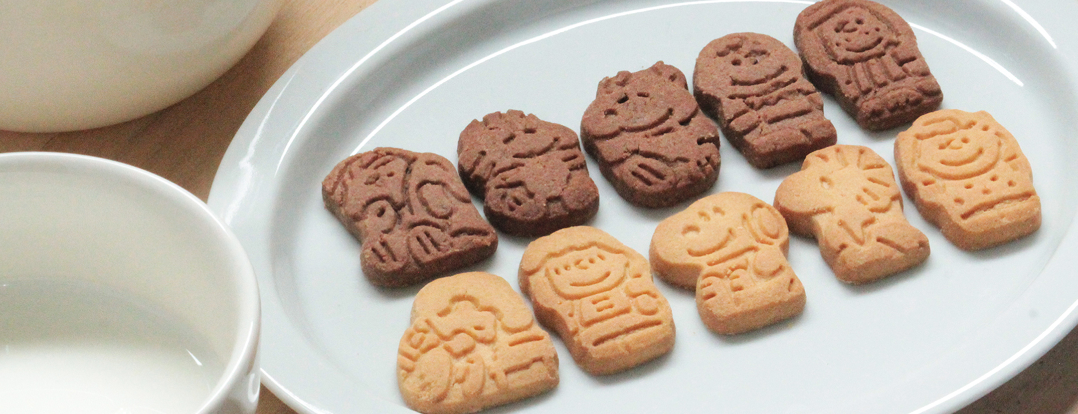 スヌーピーエンボス缶（メープル/チョコチップ） | hokka/ホッカ 北陸