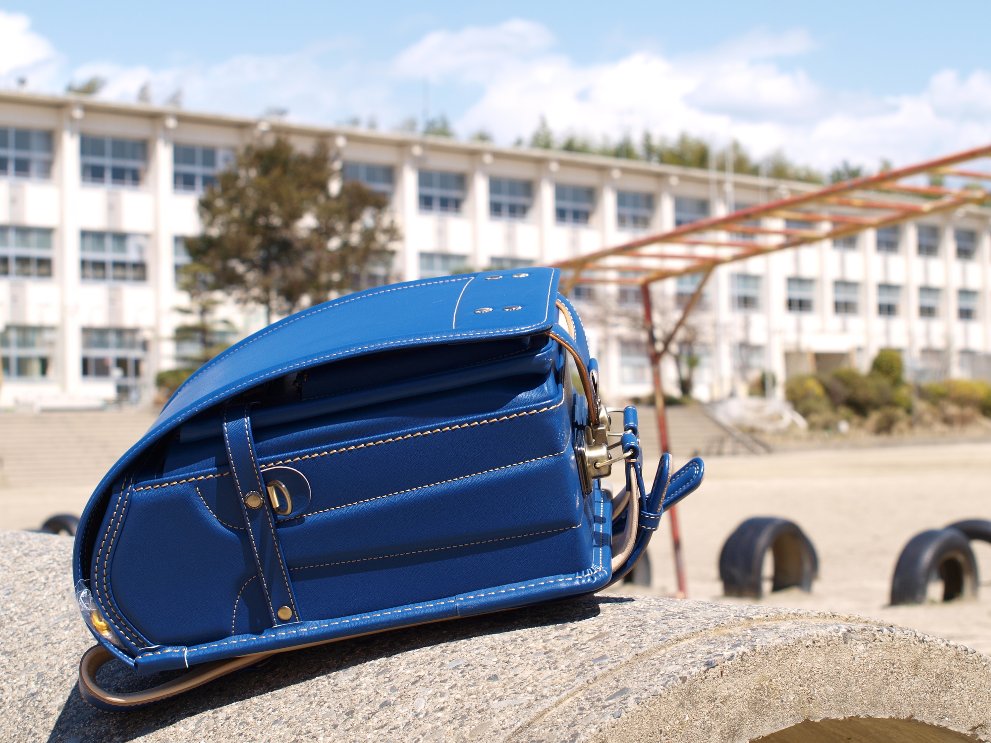 ブルー・ネイビー系のランドセルがオシャレでかっこいい理由|小学校