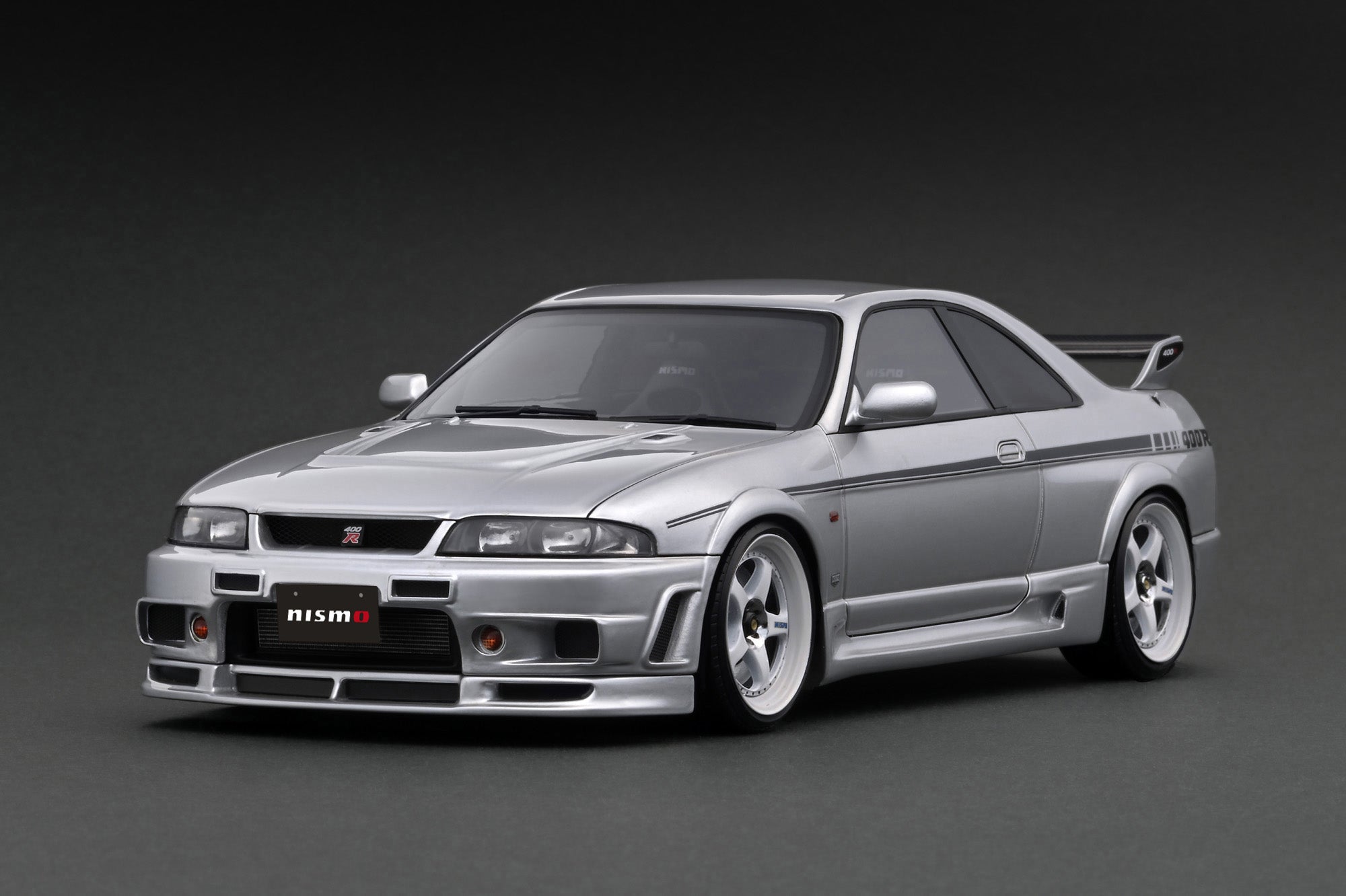 Ignition Model 1:18 NISMO 400R (BCNR33) Silver IG3654 – Horizon