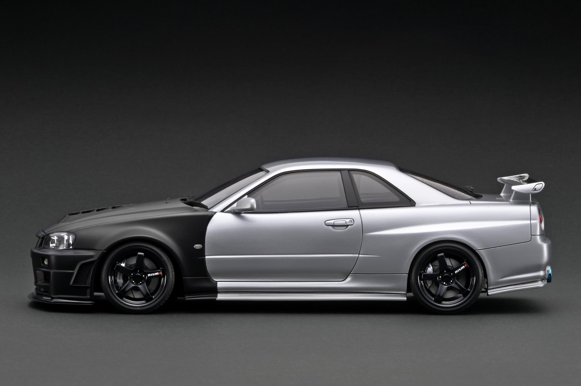 Ignition Model 1:18 Nissan Skyline Nismo R34 GT-R Z-tune Test 2004
