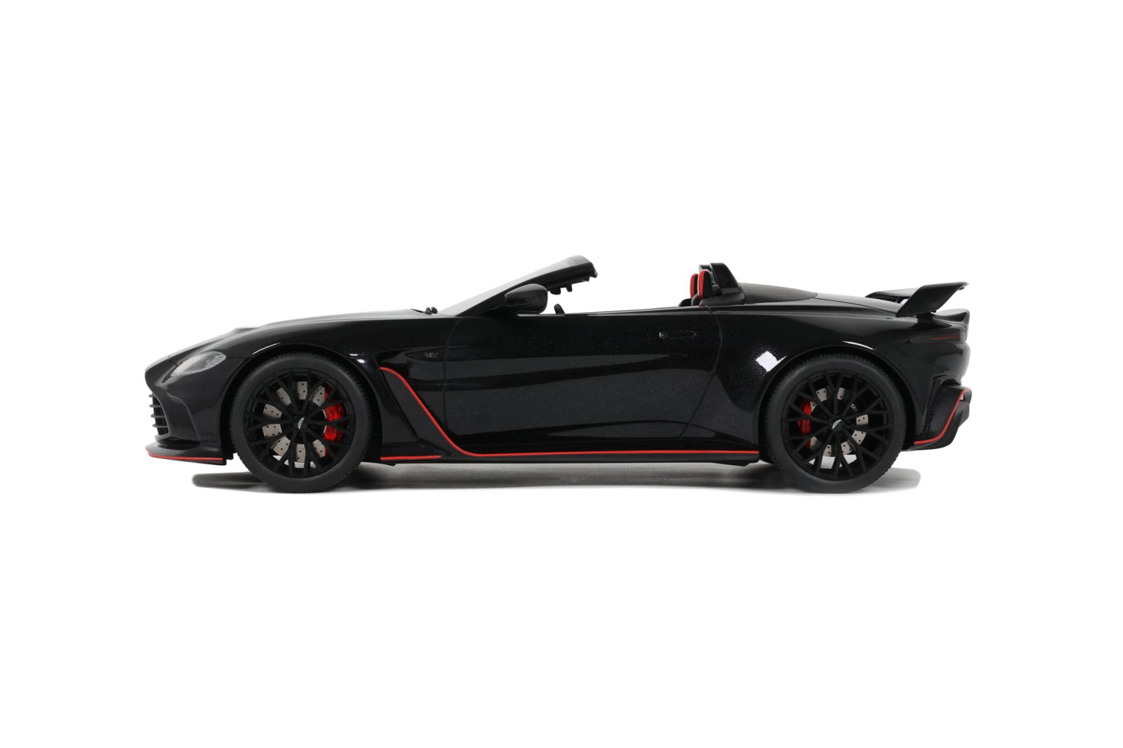 Preorder] GT Spirit 1:18 ASTON MARTIN V12 VANTAGE ROADSTER ONYX