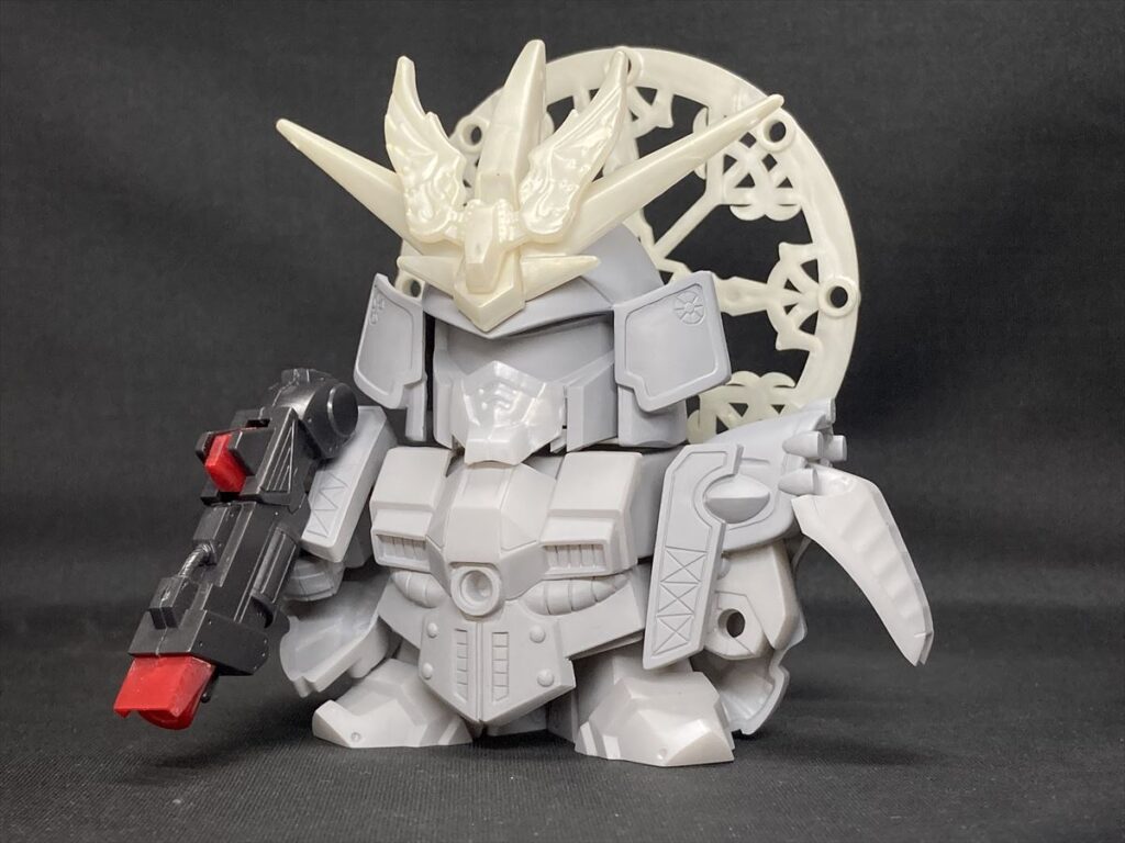 ほそプラネット | BB戦士 新荒烈駆主 雷頑駄無 初代頑駄無大将軍を作る