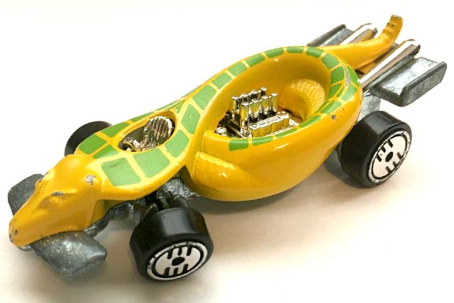 72 PLYMOUTH CUDA FCのレビュー！バラクーダ・ファニーカーのSnake III