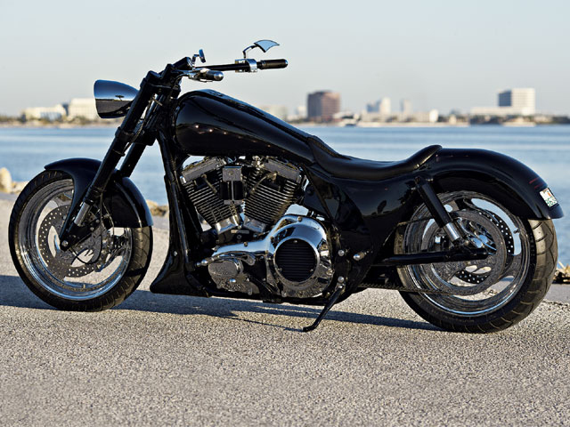 1993 Harley-Davidson FXR - Back In Black | Hot Bike Magazine