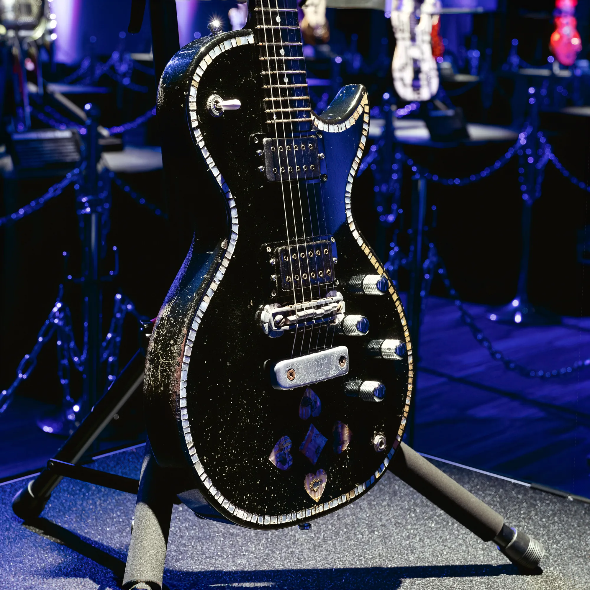 布袋寅泰が所有しているZEMAITISギター「1969 ZEMAITIS Custom Deluxe