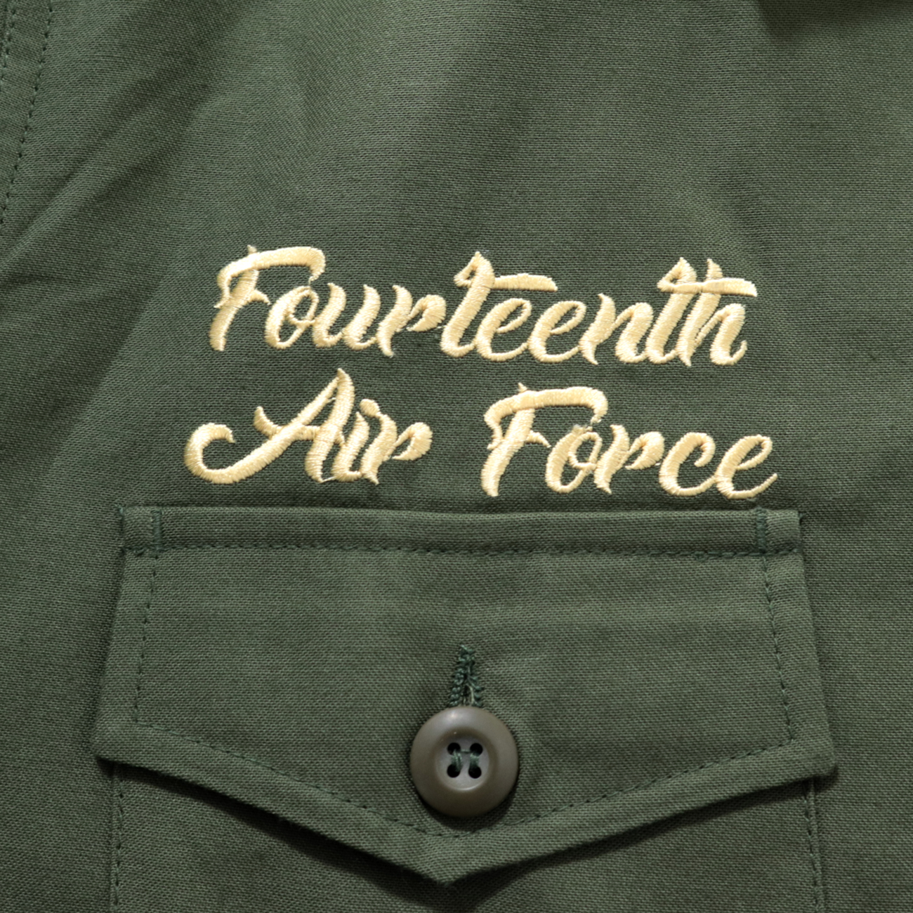 アメリカ合衆国義勇軍の伝説的部隊に彩られた『パッチアーミーシャツ