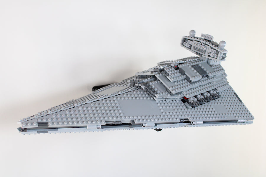 Wall Mount for LEGO® Star Wars™ 75055 Imperial Star Destroyer™ – HOX3D