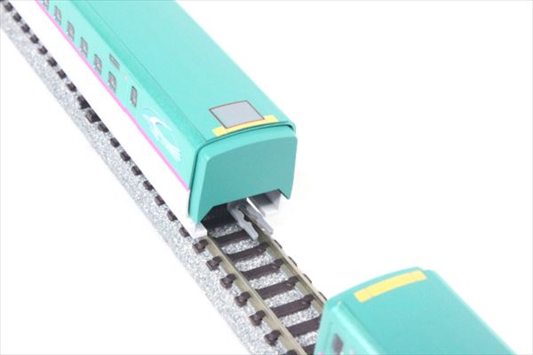 トミックス　98910 E5系東北新幹線　はやぶさ　限定品　室内灯付 Amazon | TOMIX Nゲージ 98910 E5系東北新幹線 (はやぶさ セット