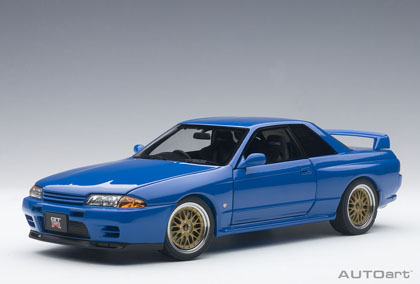 1/18 日産 スカイライン GT-R (R32) V-Spec II 新劇場版 頭文字D -闘走