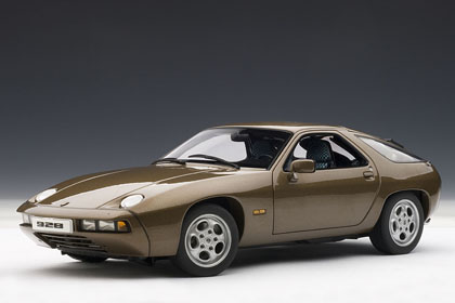 1/18 ポルシェ 928 (ブラウンM.) | 鉄道模型・プラモデル・ラジコン