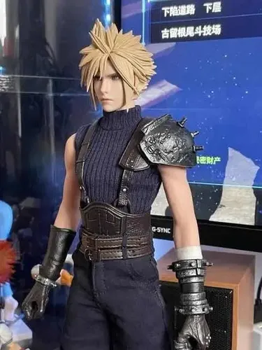 Cloud Strife Final Fantasy Vii Remake - Gametoys Escala 1/6