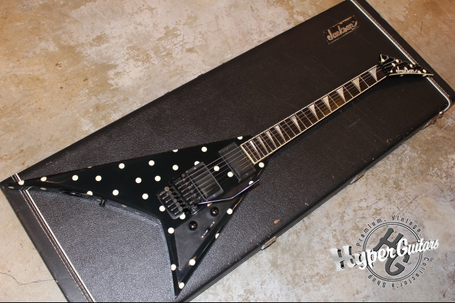 Jackson '89 Randy Rhoads V - ポルカドット - ハイパーギターズ Hyper