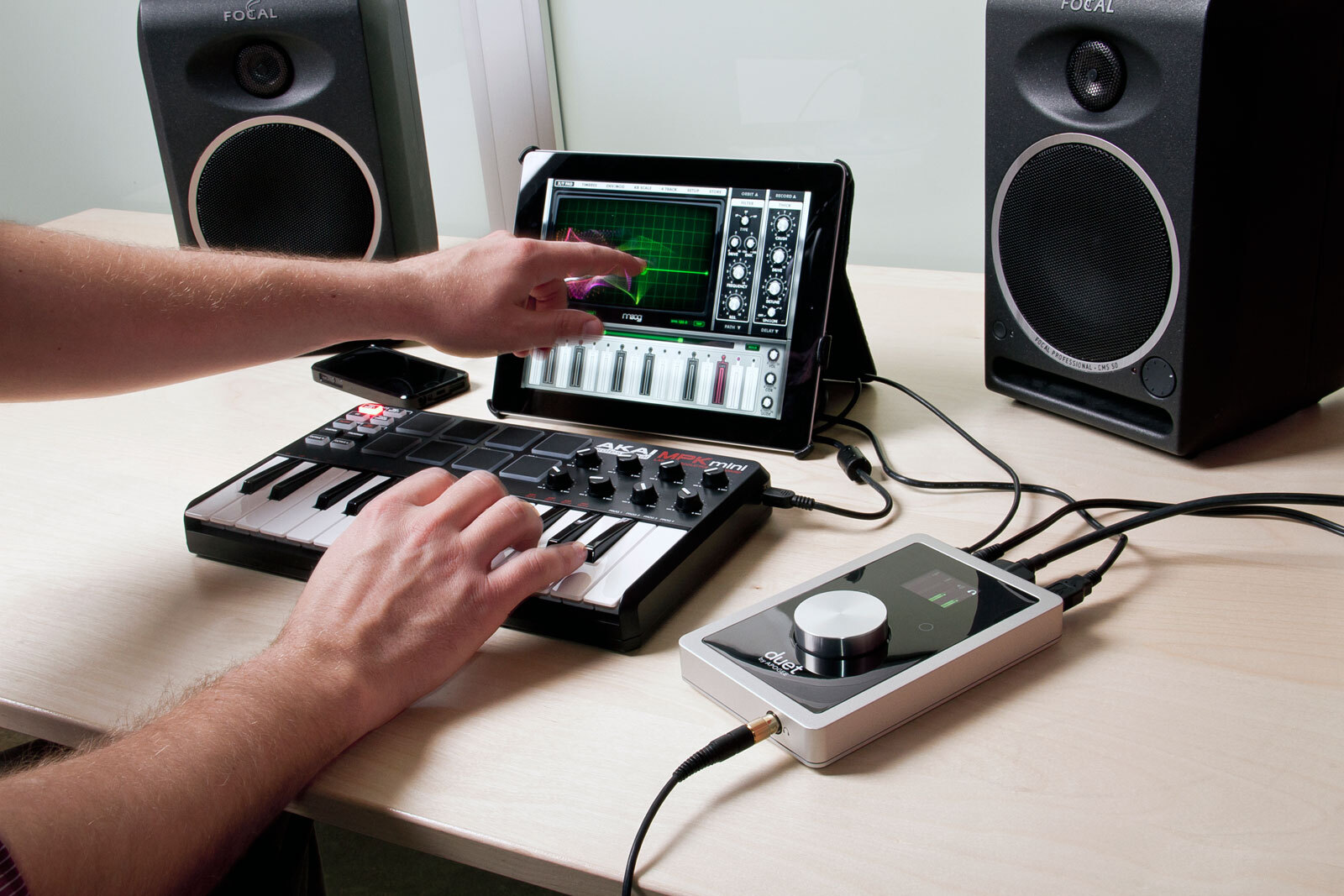 Apogee Duet for iPad & Mac Review | PCMag
