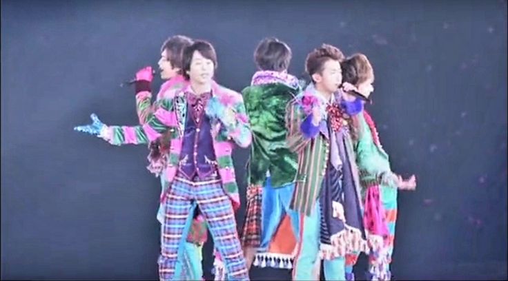 Arashi ❤💜💙💛💚 Popcorn live tour 2012
