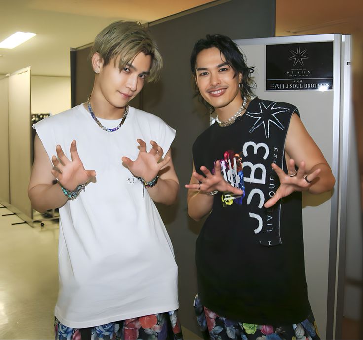 岩田 剛典 & 今市 隆二