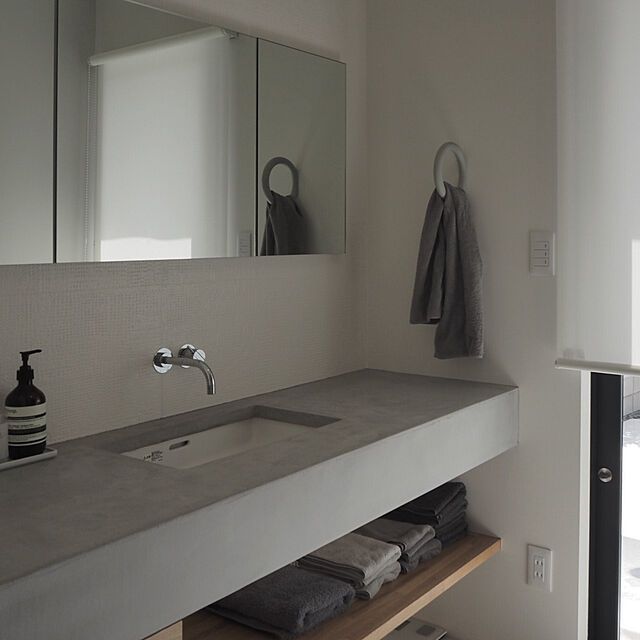 廃盤商品のため在庫限り】正規品 HAY GYM HOOK Large light gray