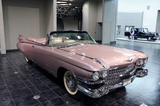 キャデラック エルドラドってどんな車？デザインモチーフはロケット