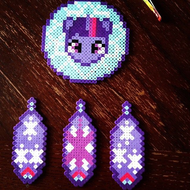 35 件の「my little pony」のアイデアを今すぐ保存 | アイロンビーズ