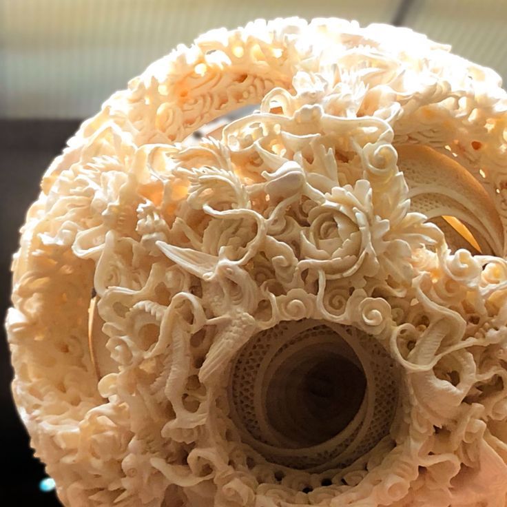 象牙球 透かし彫り - 天球 -