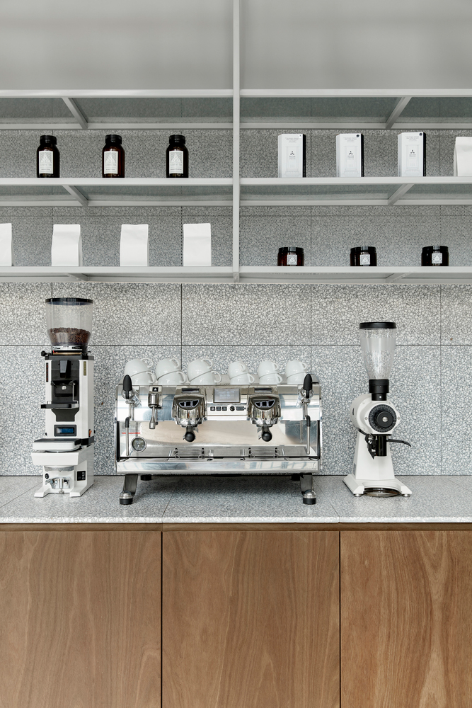 モルタル造りカフェ」のアイデア 43 件 | インテリア 家具, 内装