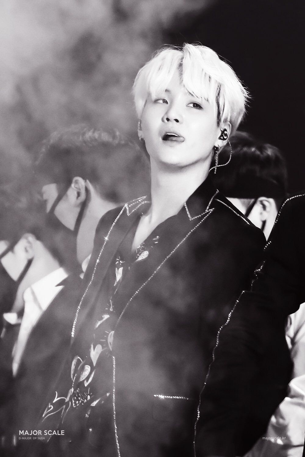 この Pinterest ボードで 15 件の「BTS SUGA」や「ミンユンギ」の