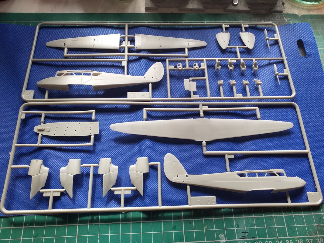 Heller DH 89 Dragon Rapide 1/72 +Finished++ - Airco and De