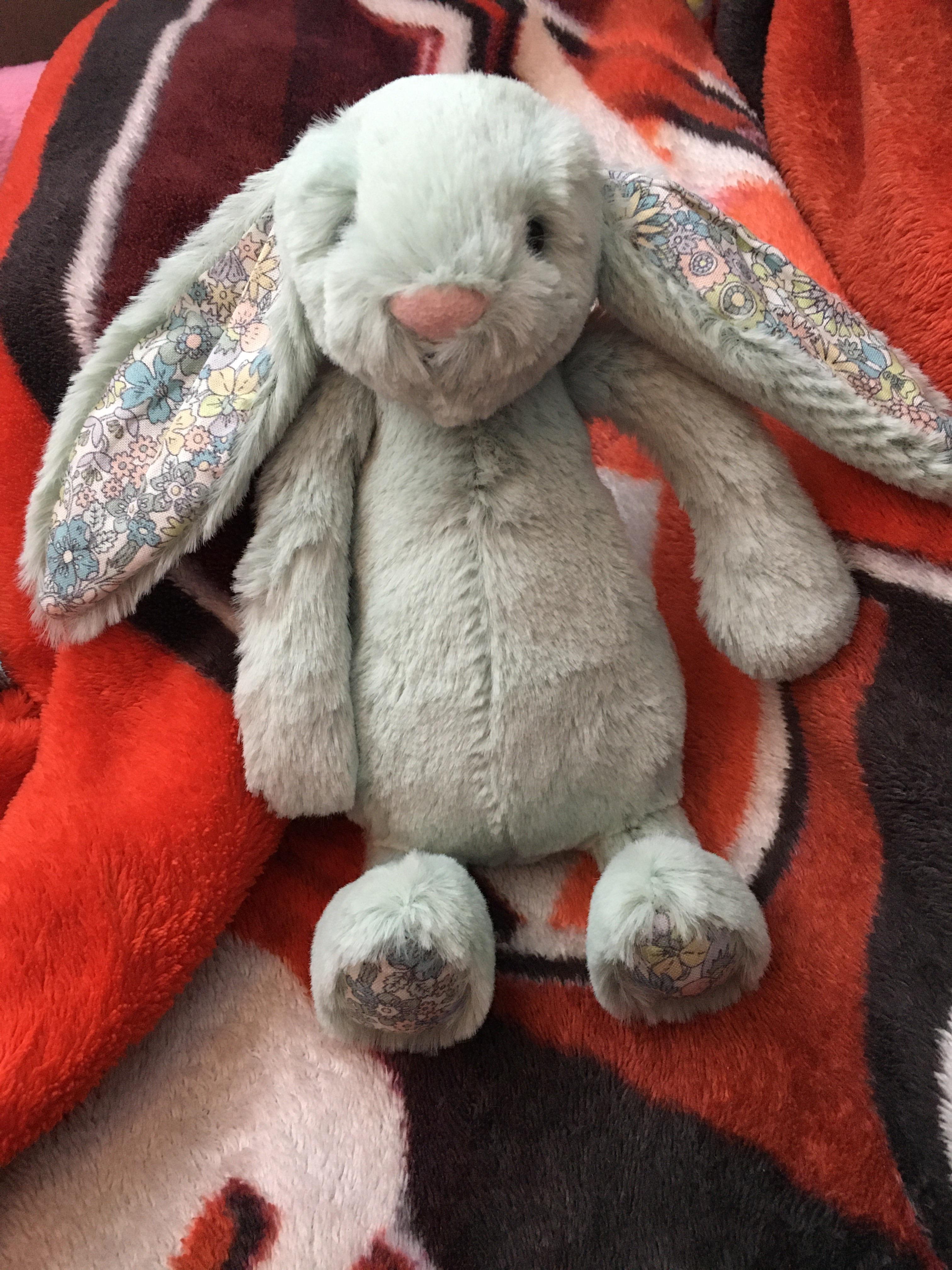 Sage the Bashful Blossom Bunny 🐇🌸🌺🌼Just looking at her relaxes