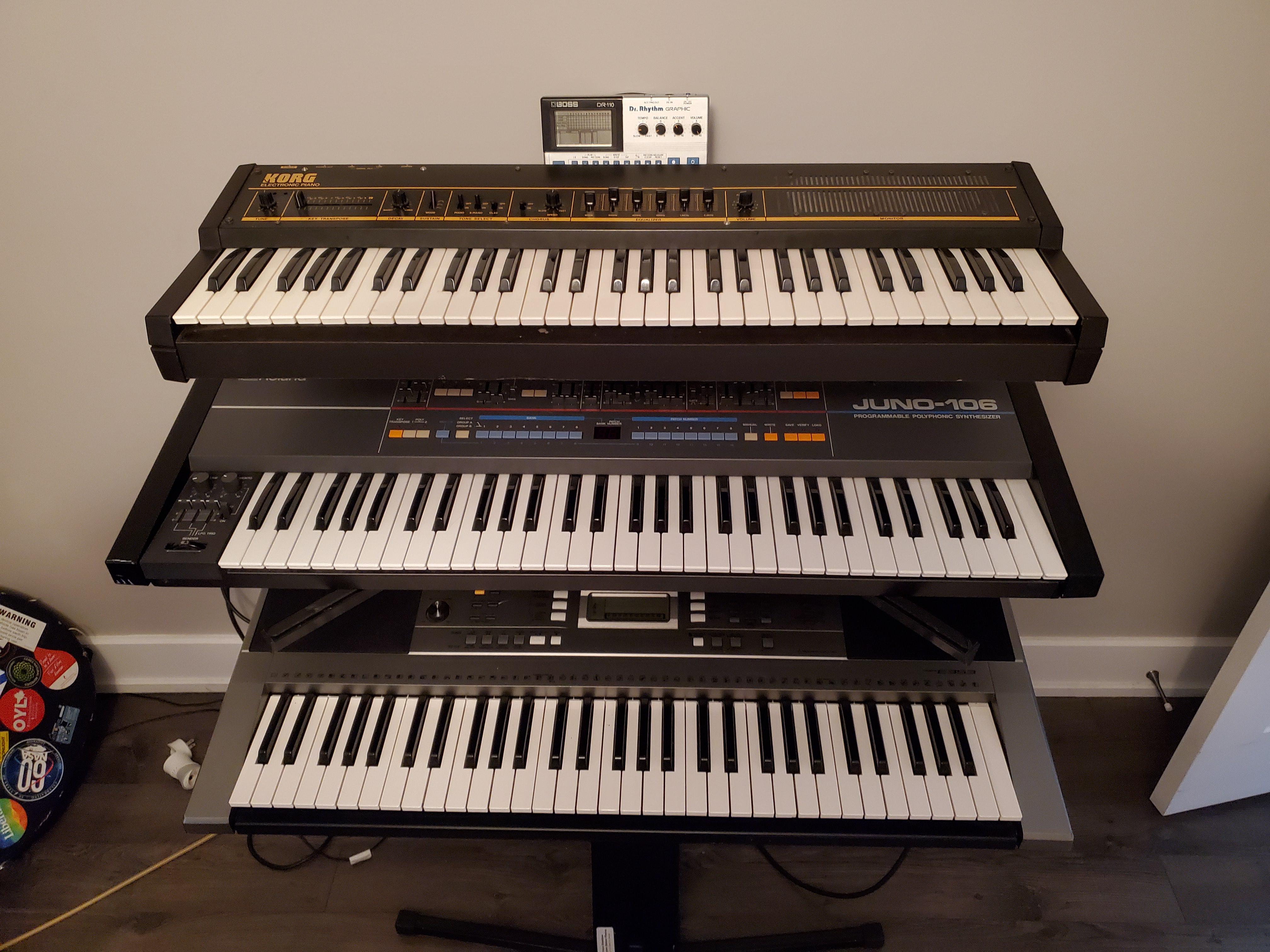 Scooped a Korg LP-10. Beautiful electric piano : r/synthesizers