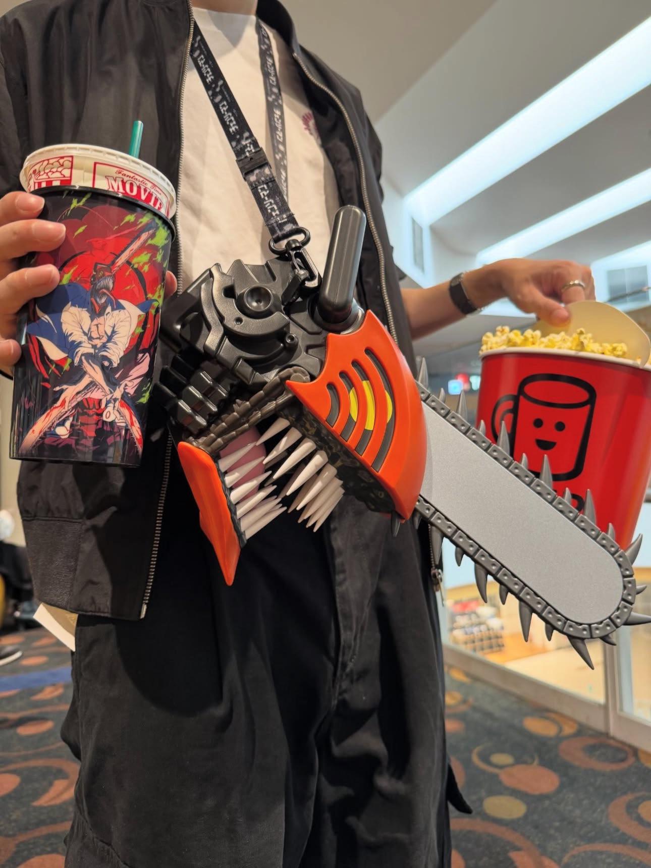 Cinemark、チェンソーマン - 劇場版 レゼ編のポチタポップコーンバケツ