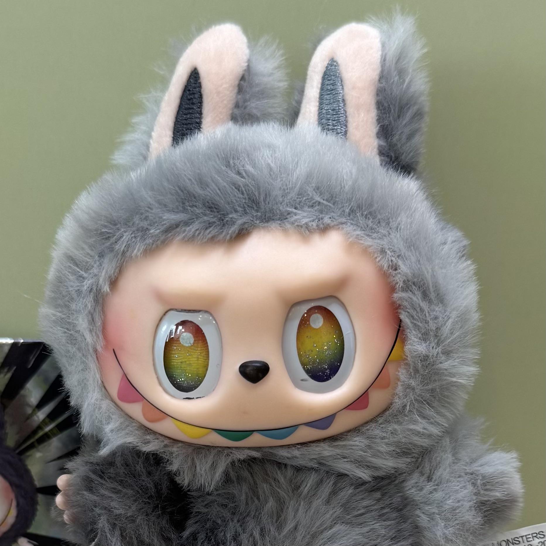 My large & mini Rainbow Zimomos (Zifufu) 🩶🌈 : r/lafufusarecute