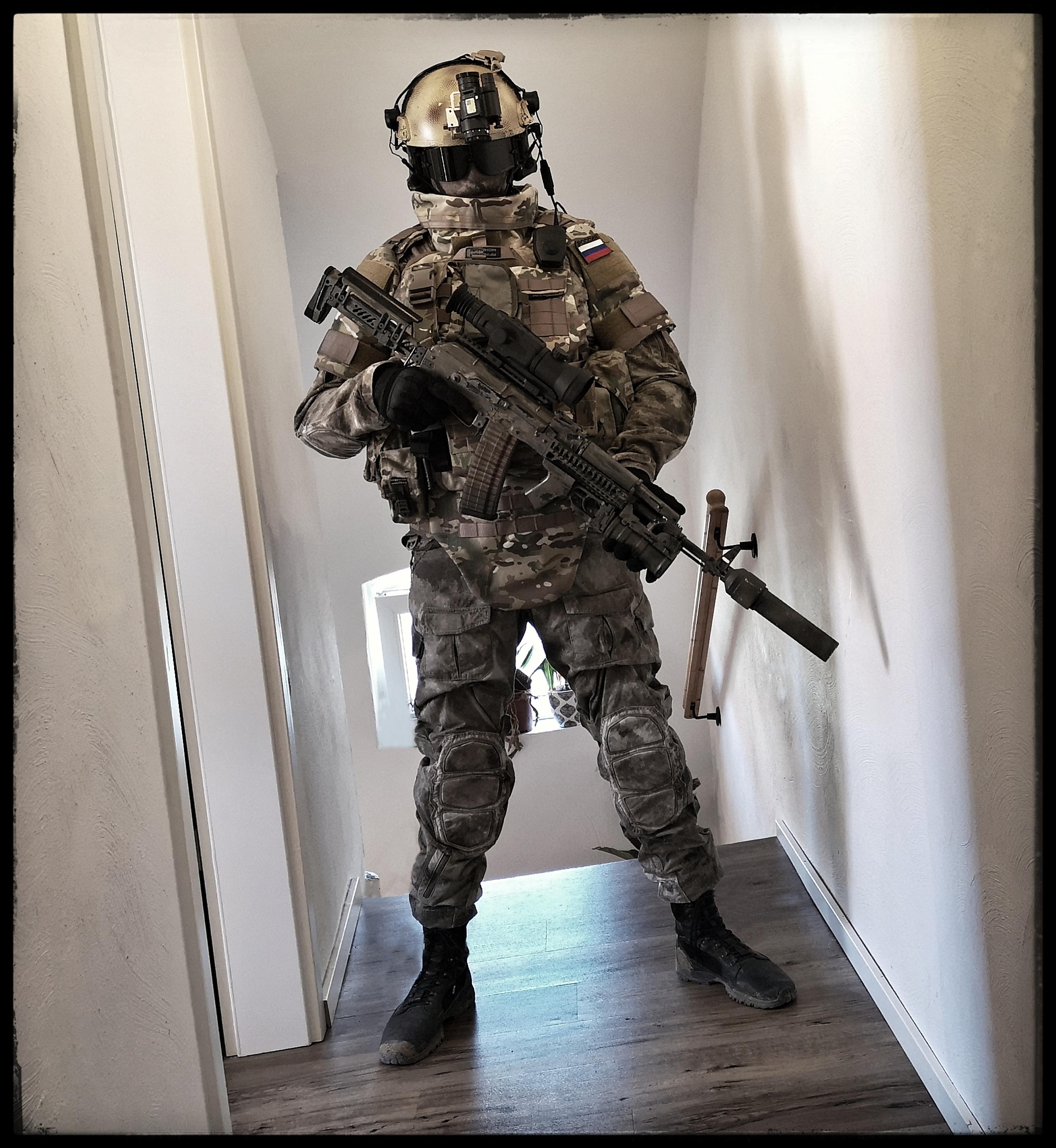 シリアの砂漠の砂を楽しむためのロシアSSOキット。 : r/airsoft